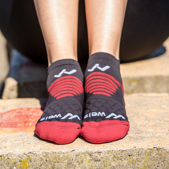 SHORT PERFORMANCE SOCKS / RED